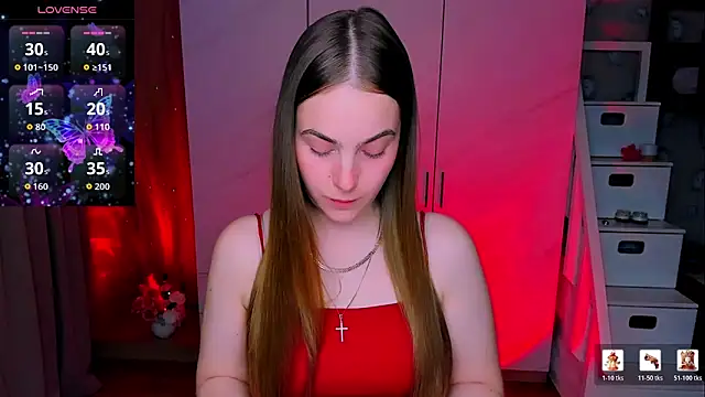 Maddy Wood  online show from 05-06-26, 05:28