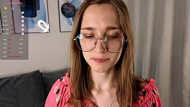 AshleyyJones online show from 06-07-26, 02:11