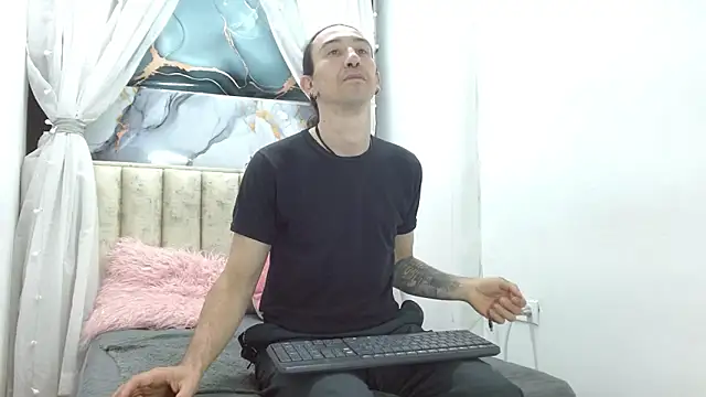 Dilan Lust online show from 02-24-26, 11:44