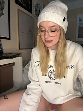 melanieTesss online show from 03-29-26, 11:23