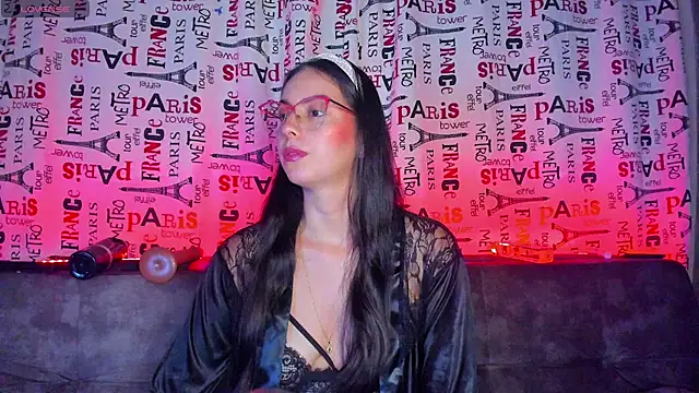 Snapshot of Ivonnybelle chatting on 03-03-26, 03:35 Ivonnybelle online show from 03-03-26, 03:35