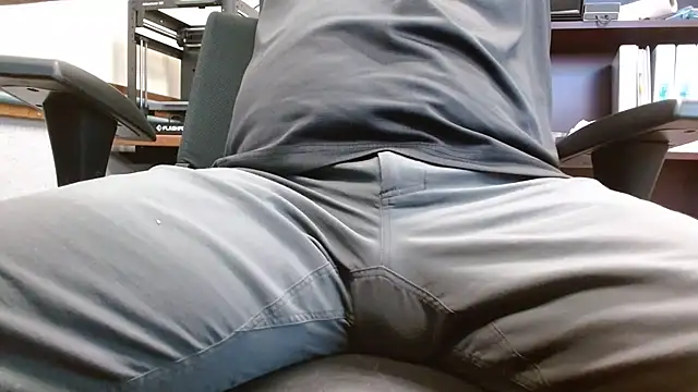 Snapshot of countryboy_10 chatting on 02-26-26, 01:44 countryboy 10 online show from 02-26-26, 01:44