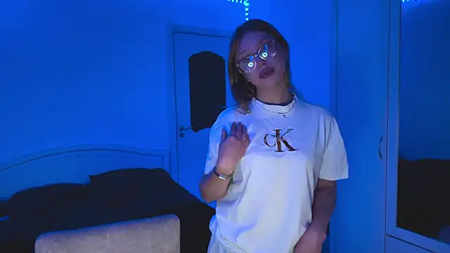 Stefifany online show from 02-24-26, 02:29