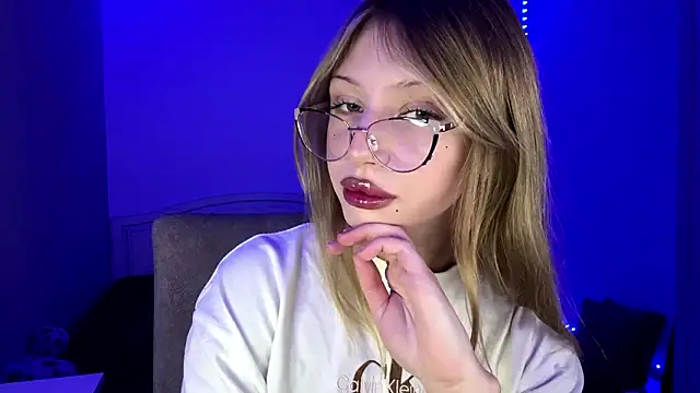 Stefifany online show from 02-27-26, 03:23