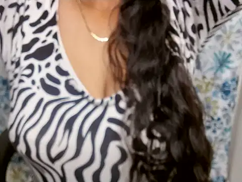 YOUR URVI  online show from 02-17-26, 05:27