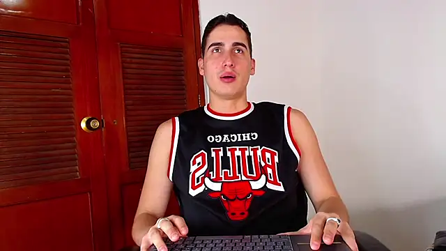 ryanlevi1 online show from 02-16-26, 04:49