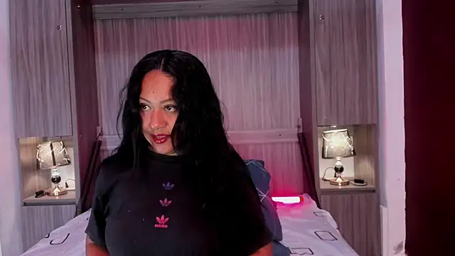 AllieBennet online show from 04-12-26, 12:08