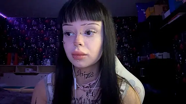 Snapshot of Luna_Sohotti chatting on 02-23-26, 03:23 Luna Sohotti online show from 02-23-26, 03:23