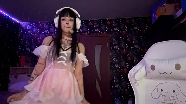 Luna Sohotti online show from 03-10-26, 03:16