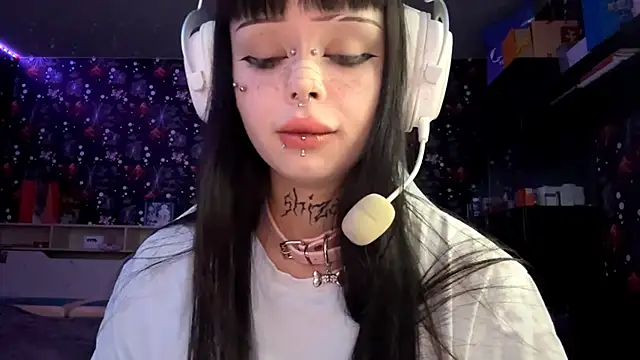 Luna Sohotti online show from 03-07-26, 03:17