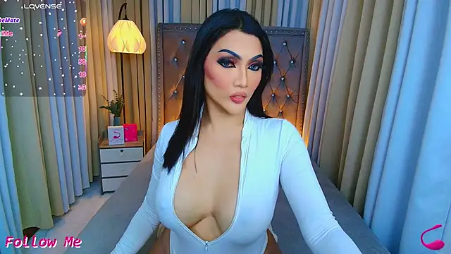 Laureen Hilton online show from 04-19-26, 05:03