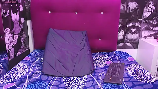 violet angel13 online show from 04-12-26, 01:58