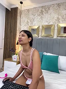 AnnaLoren  online show from 03-23-26, 01:44