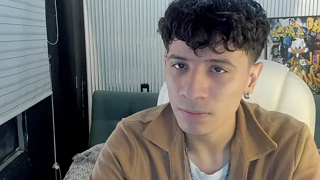 Angel St1 online show from 04-10-26, 04:36