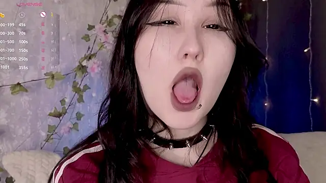 ThoraHaring online show from 04-09-26, 06:19