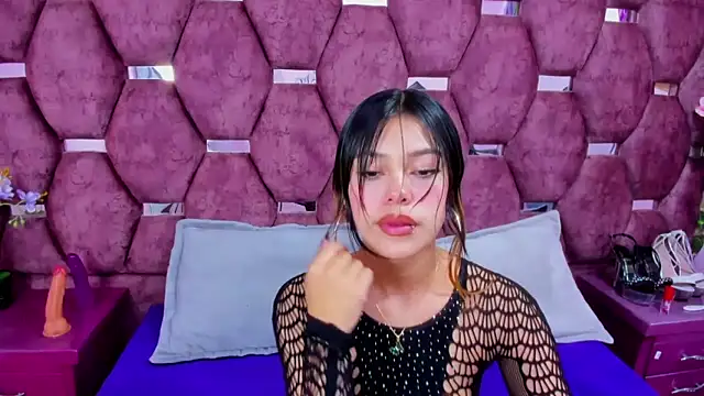 alana deivis online show from 04-12-26, 02:59