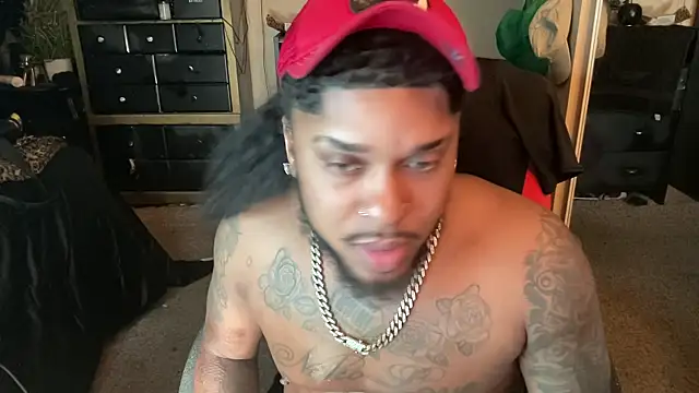 Snapshot of nikolovetm chatting on 02-17-26, 04:10 nikolovetm online show from 02-17-26, 04:10