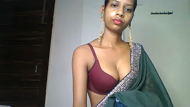 Rani1993 online show from 07-14-26, 04:35