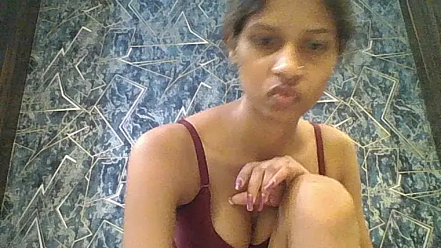 Rani1993 online show from 04-28-26, 07:07