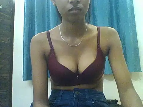 Rani1993 online show from 04-14-26, 06:13