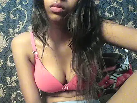 Rani1993 online show from 03-09-26, 02:04