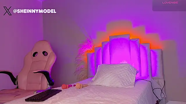 Sheinny brown1 online show from 02-27-26, 08:08