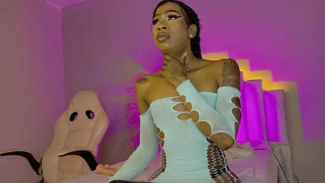 Sheinny brown1 online show from 02-19-26, 07:44