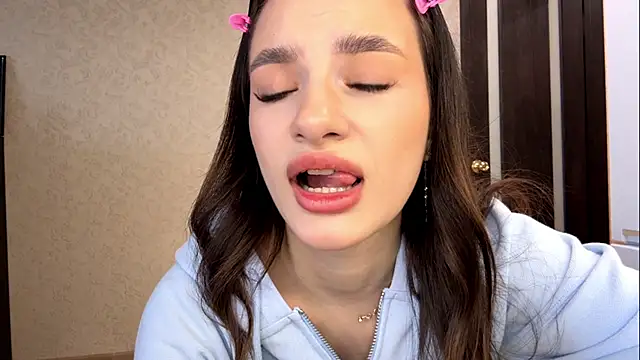 Kosandra k online show from 03-07-26, 11:38