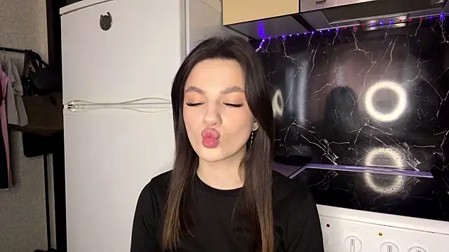 Kosandra k online show from 04-08-26, 08:16