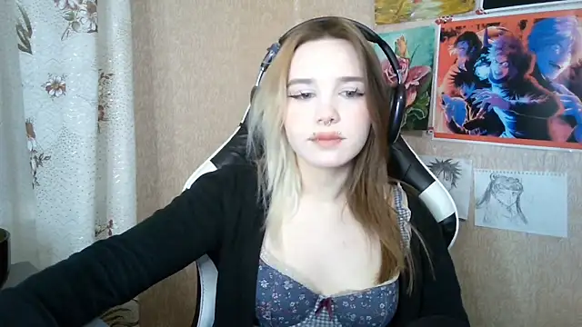 MilaTyan online show from 04-12-26, 06:11