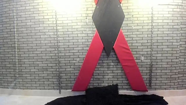 hillary bigbutt online show from 05-21-26, 10:12