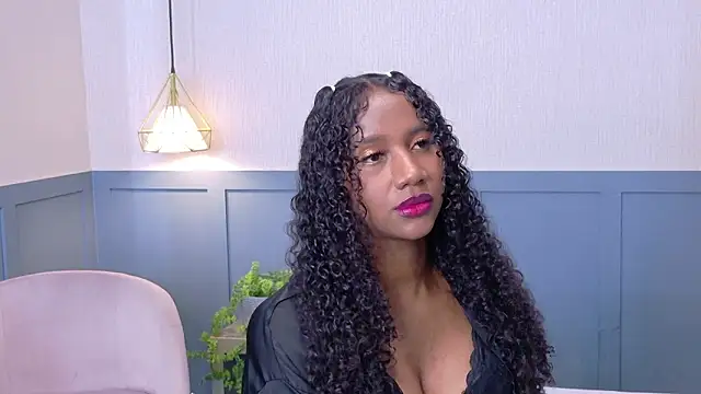 Snapshot of Chloe-Rose- chatting on 02-23-26, 04:03 Chloe-Rose- online show from 02-23-26, 04:03