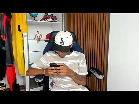 Snapshot of yandi_hot chatting on 03-02-26, 02:13 yandi hot online show from 03-02-26, 02:13