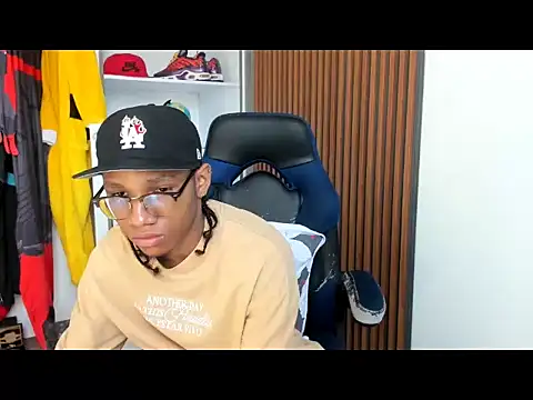 Snapshot of yandi_hot chatting on 02-26-26, 02:28 yandi hot online show from 02-26-26, 02:28