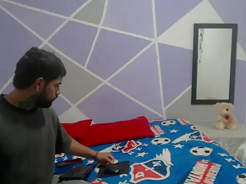 Snapshot of couple__hott069 chatting on 03-03-26, 06:31 couple hott069 online show from 03-03-26, 06:31