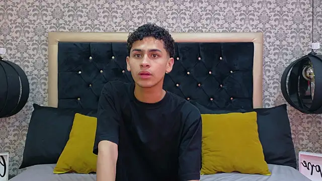 Dark Sultan online show from 02-18-26, 08:05