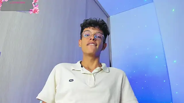 Maxfrost1 online show from 04-07-26, 02:24