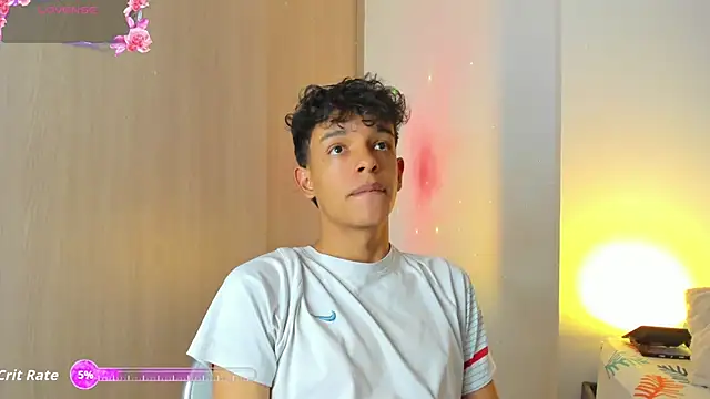 Maxfrost1 online show from 06-19-26, 10:04