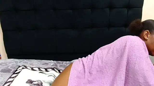 OnionBooty3573 online show from 05-01-26, 09:42