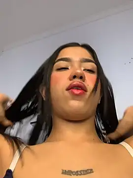 Snapshot of Lily_em chatting on 07-15-26, 12:34 Lily em online show from 07-15-26, 12:34