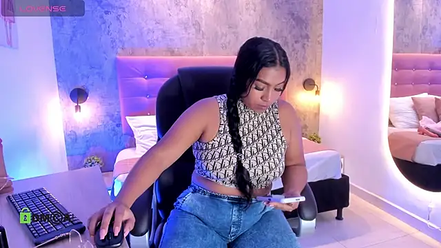 Snapshot of brithanycampbell chatting on 07-03-26, 12:22 brithanycampbell online show from 07-03-26, 12:22