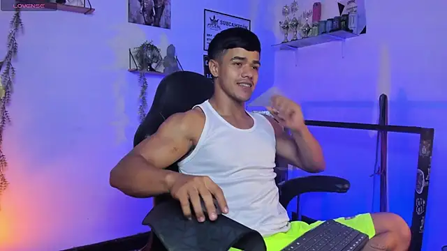 Rob zaens33 online show from 03-18-26, 08:53