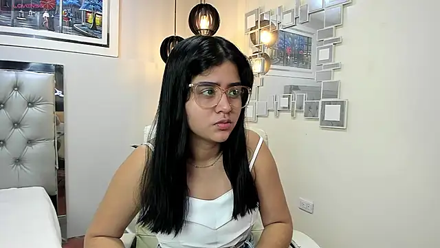 mila quin online show from 05-31-26, 12:11