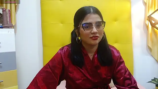 Snapshot of mila_quin chatting on 02-22-26, 01:02 mila quin online show from 02-22-26, 01:02