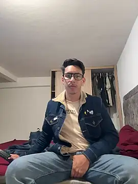 Snapshot of Jack_Frostt chatting on 02-18-26, 03:37 Jack Frostt online show from 02-18-26, 03:37