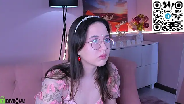 leylamirage online show from 05-02-26, 12:21