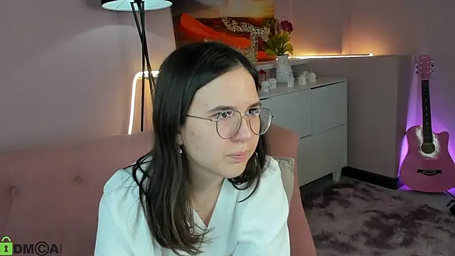 leylamirage online show from 03-13-26, 01:49