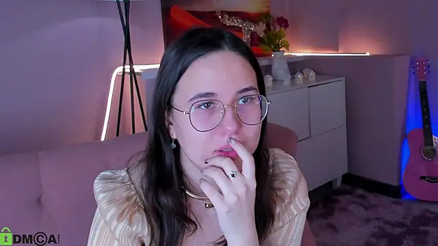 leylamirage online show from 03-11-26, 12:32