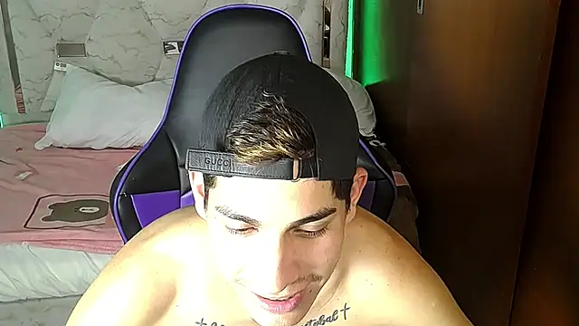 Snapshot of Bby_cash_ chatting on 02-28-26, 08:19 Bby cash online show from 02-28-26, 08:19