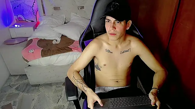 Snapshot of Bby_cash_ chatting on 02-26-26, 08:20 Bby cash online show from 02-26-26, 08:20